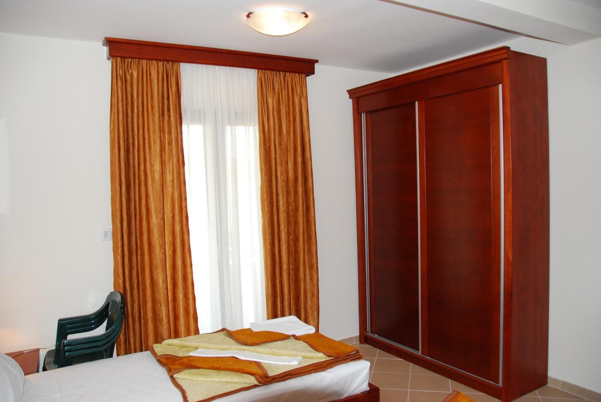 Apartments Krapina Budva Exterior foto